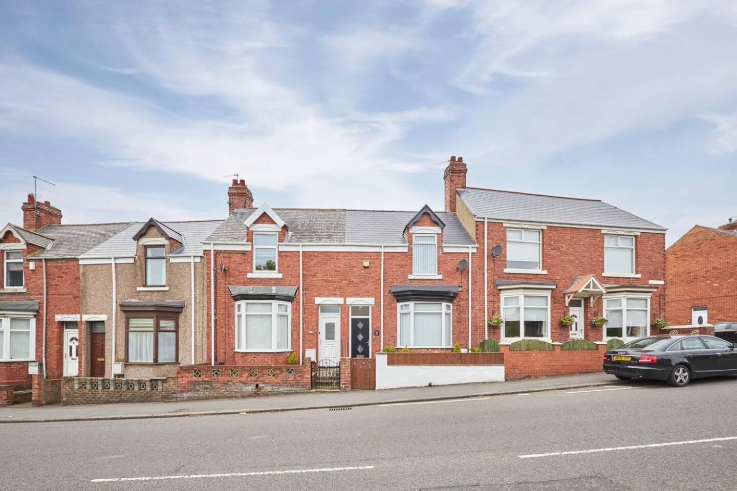 Pass The Keys Modern Home In A Seaside Town Seaham Exterior photo